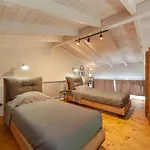 2sea Loft Chalkidiki * Nea Poteidaia